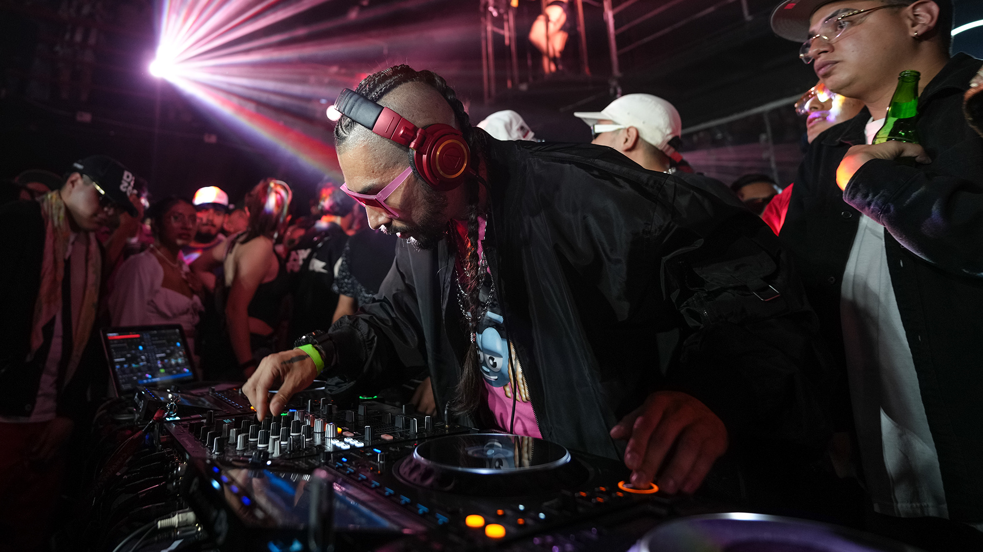 Flyer for event DJ KRIZIZ.