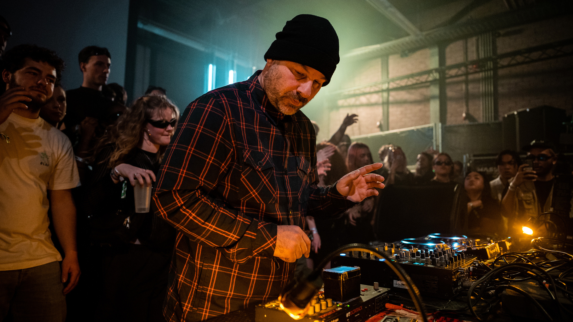 Flyer for event Neil Landstrumm.