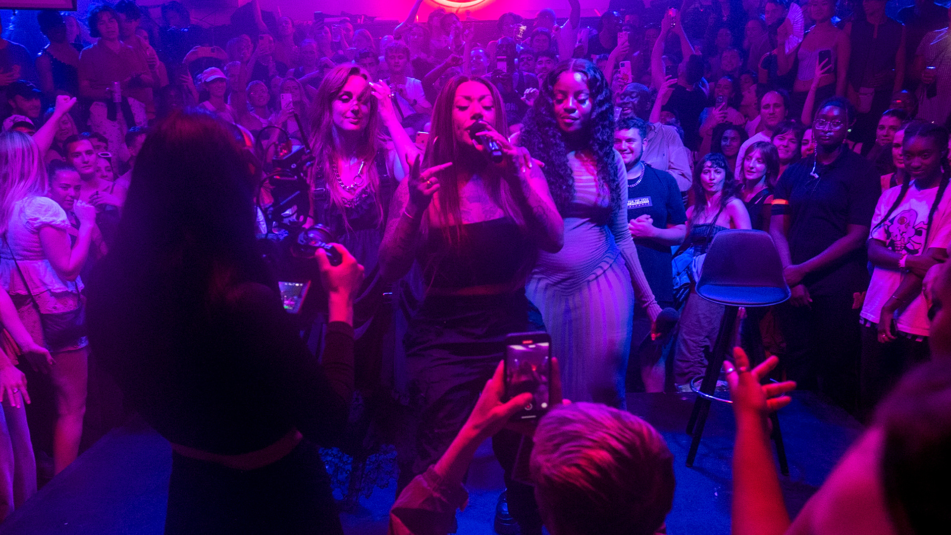 Flyer for event Sugababes.