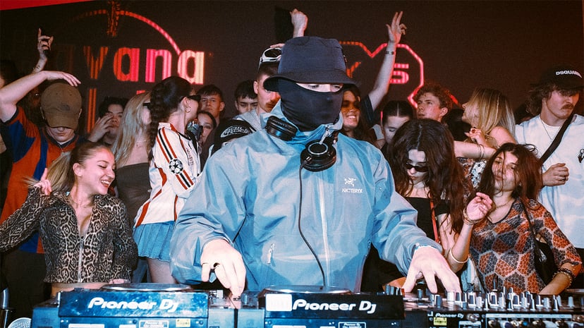 Flyer for event bullet tooth.