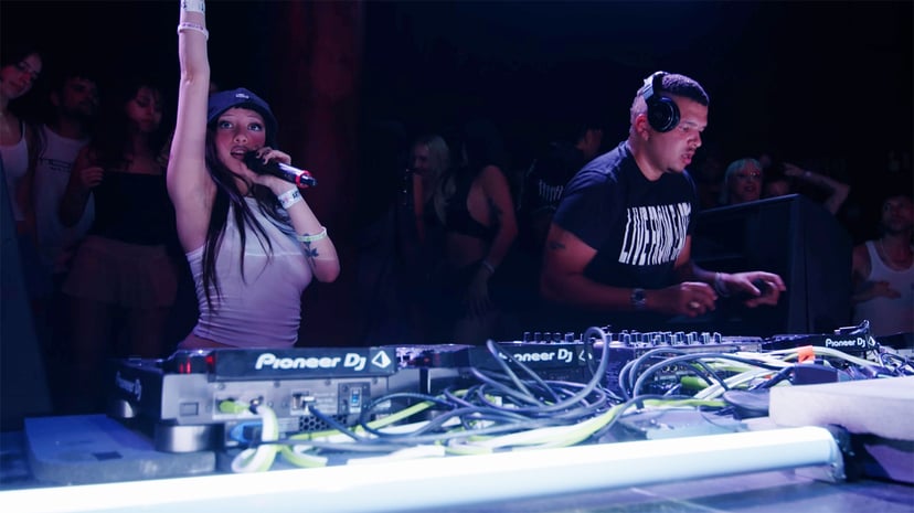 Flyer for event Six Sex & MCR-T (live).